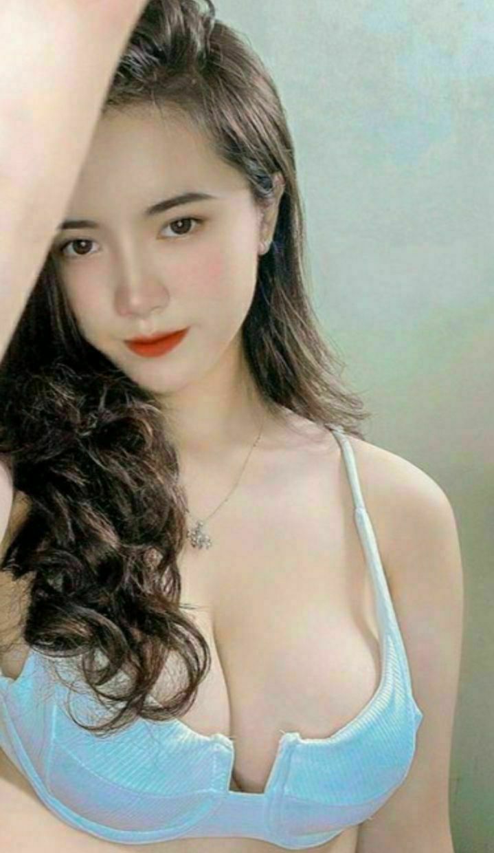 Anh shiper giúp đỡ em chủ nhà xinh đẹp được đền đáp xứng đáng